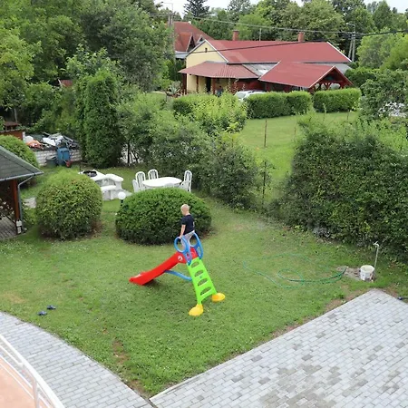 公寓 Erkel Panorama Apartman *